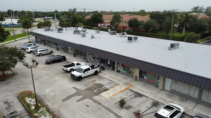 Caye Works Roofing Picture 7