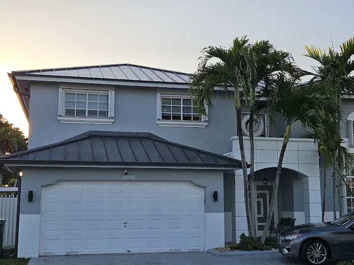 WSR Roofing & Construction Picture 2