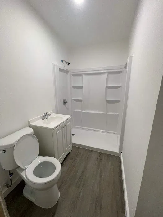 WSR Roofing & Construction Picture 4