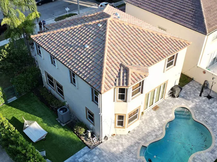 WSR Roofing & Construction Picture 7