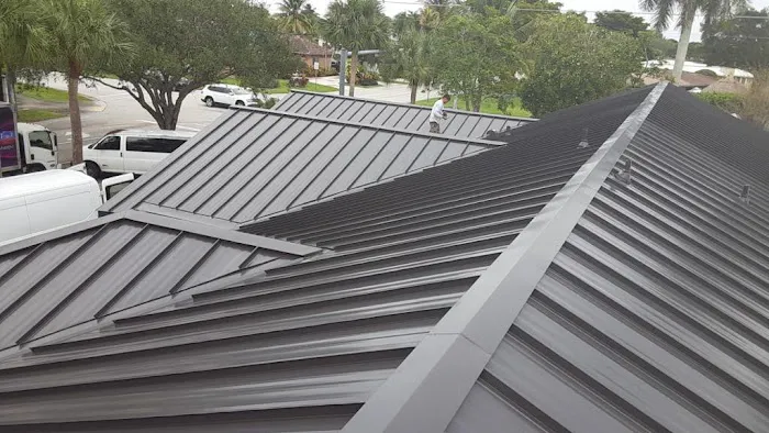 WSR Roofing & Construction Picture 10