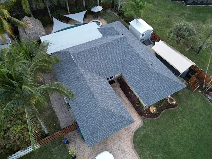 Into The Blue Roofing Picture 4