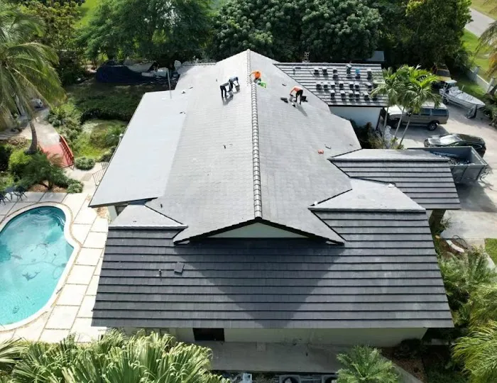 PAULA ROOFING LLC Picture 4