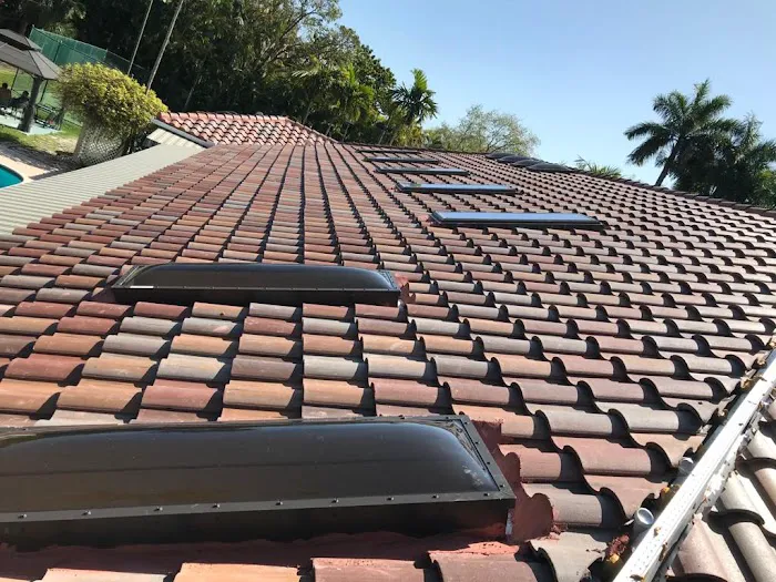 Alex Roofing Inc Picture 3