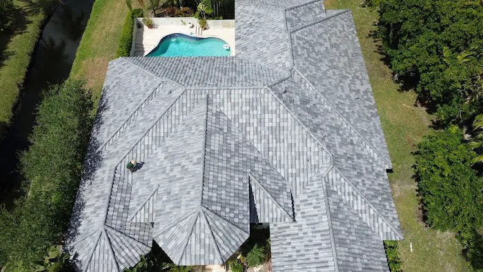 Pasat Roofing & Solar Picture 7