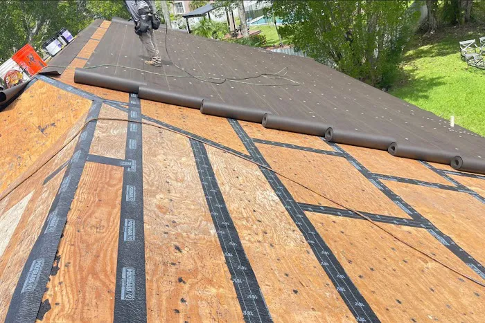 Pasat Roofing & Solar Picture 2