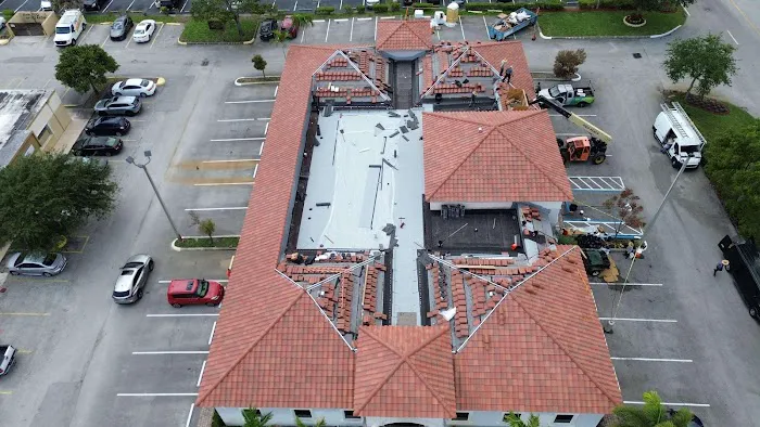 Pasat Roofing & Solar Picture 6