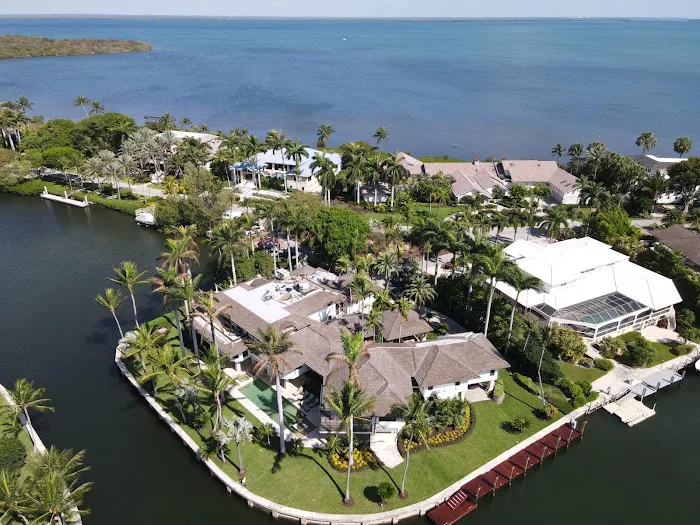 Heights Roofing Inc. Picture 10