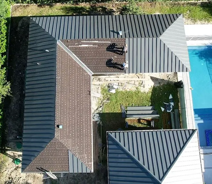 Heights Roofing Inc. Picture 9