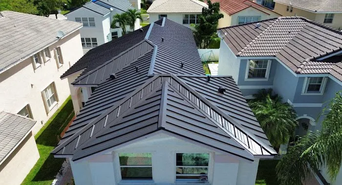 Gold Coast Construction LLC - Roofing Contractor Picture 3