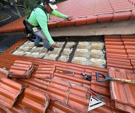 Gold Coast Construction LLC - Roofing Contractor