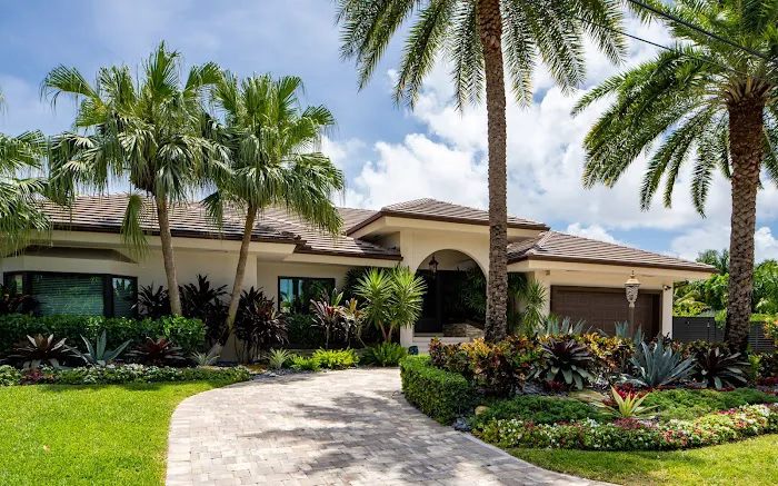 Revo Roofing Picture 3