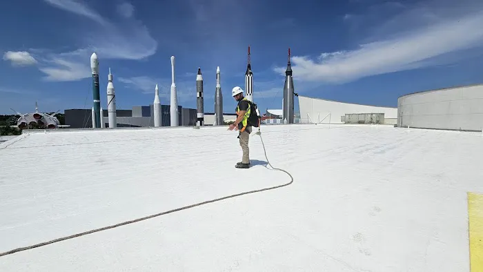 Cool Roof Foam and Coatings Picture 9