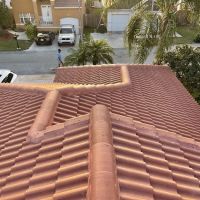 Apex Roofing & Maintenance ico