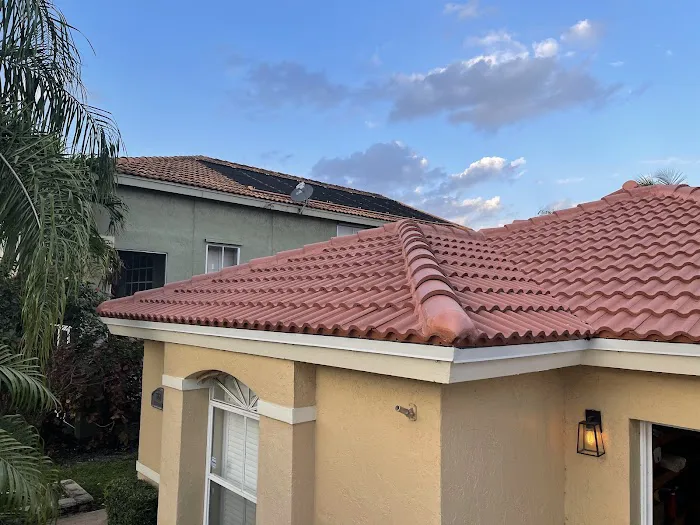 Apex Roofing & Maintenance Picture 4