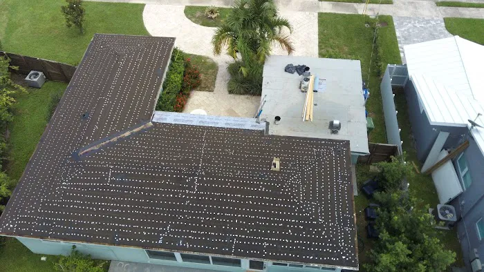 Dakoma Roofing Inc Picture 3