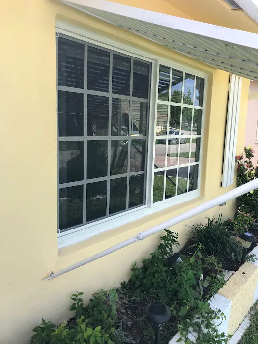 Windows Roofs Plus Picture 1