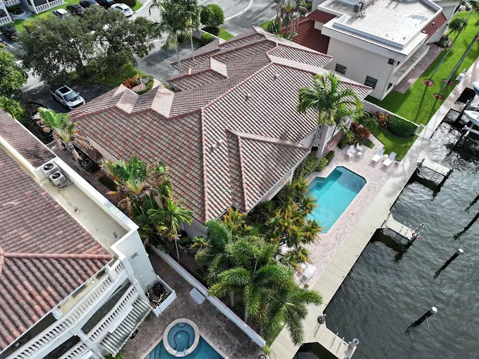 Top Construction and Roofing Picture 10