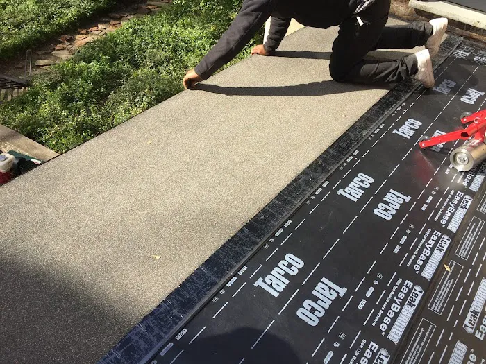 Meyer's Pride Roofing Picture 2