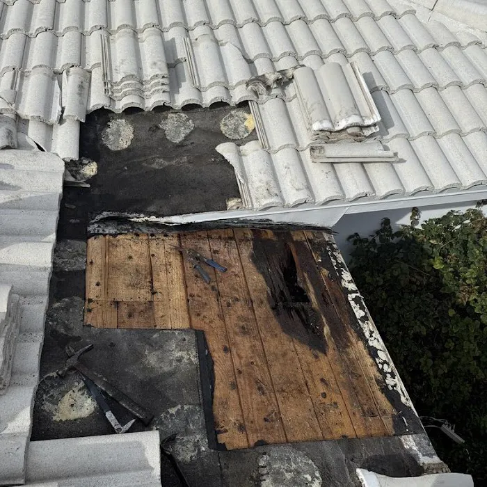 GH ROOFING CORP Picture 5