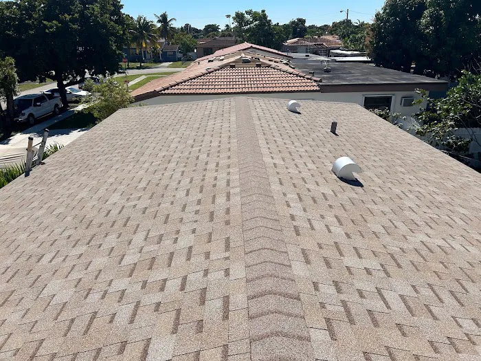 GH ROOFING CORP Picture 7