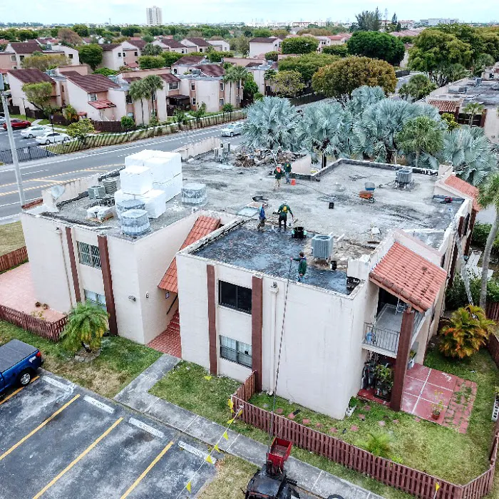 International Roofing INC, Experienced roofers Picture 10