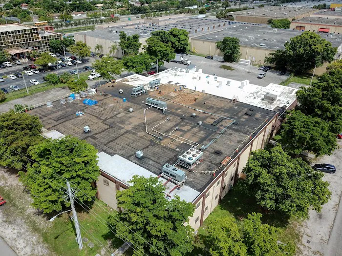 International Roofing INC, Experienced roofers Picture 8