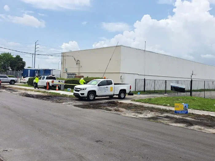 International Roofing INC, Experienced roofers Picture 5