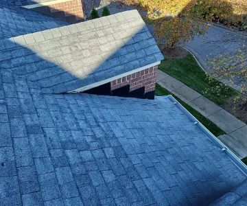 How to Decide Whether to Repair or Replace Your Roof
