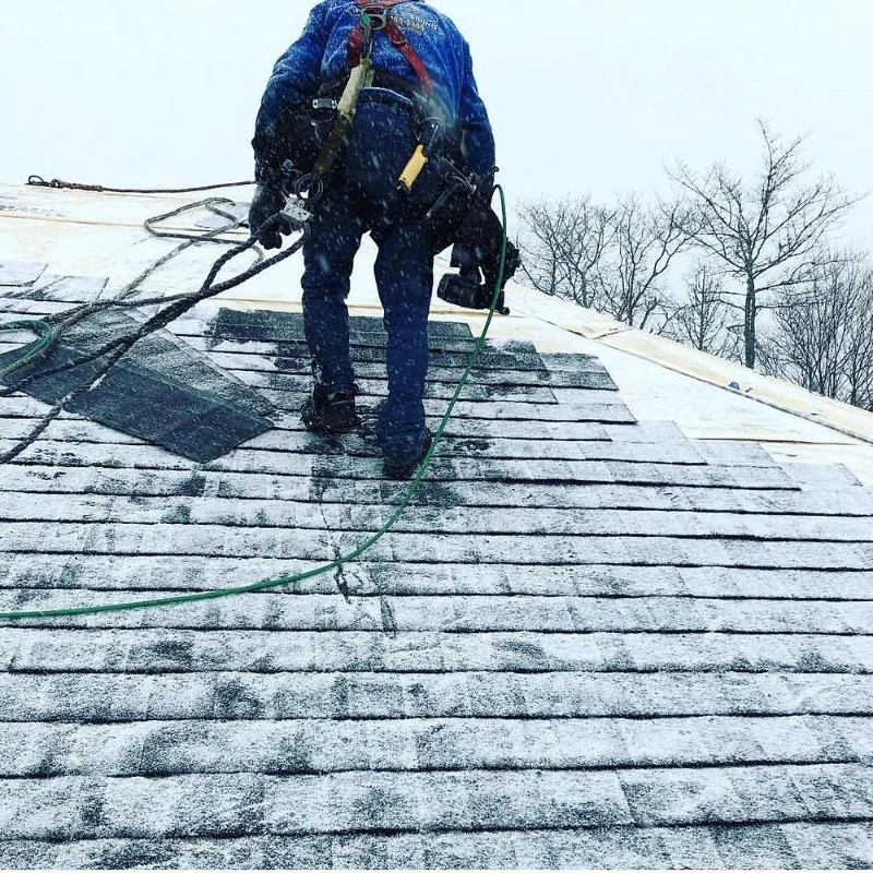 Can a Roof Be Repaired in Winter? What You Need to Know