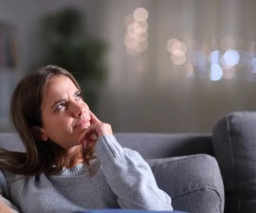 Should You Stay Home During Roof Replacement? Pros and Cons