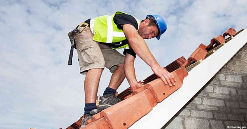 How to Find a Reliable Roofing Contractor Near You | Pro Found Roofing Guide