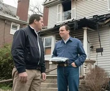 How to Deal with Roofing Scams and Avoid Contractor Fraud