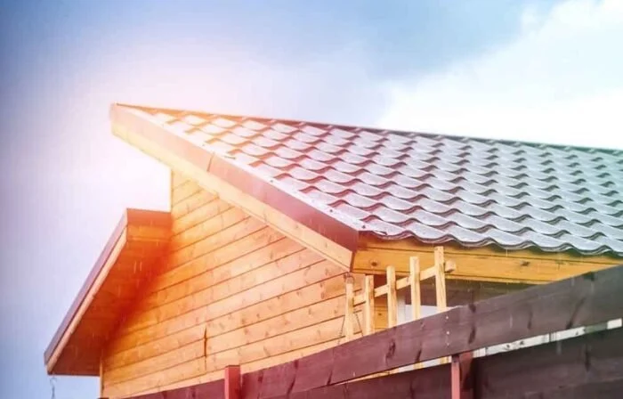 The Best Time of Year to Replace Your Roof for Ideal Weather and Pricing