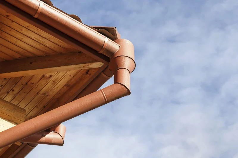 How to Choose the Right Gutter System to Protect Your Roof and Foundation