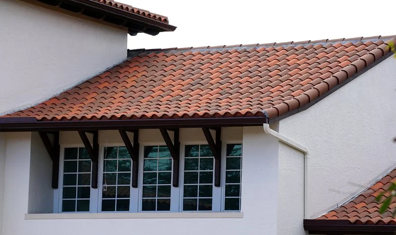 How to Choose a Roof Color That Won't Go Out of Style for Resale | Pro Found Roofing
