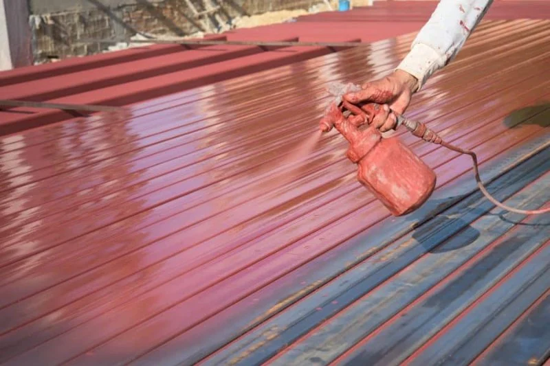 The Best Time to Paint a Metal Roof for the Best Adhesion and Longevity