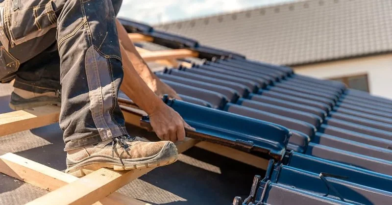 How to Choose the Right Roofing Material for Your Historic Home