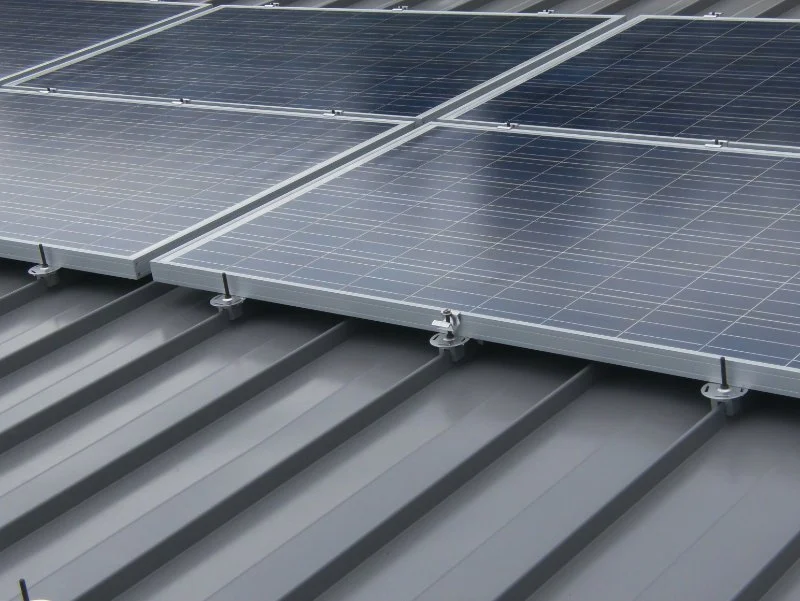 The Advantages of a Standing Seam Metal Roof for Solar Panel Installation