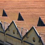 The Pros and Cons of a Sawtooth Roof Design for Natural Light in a Workshop