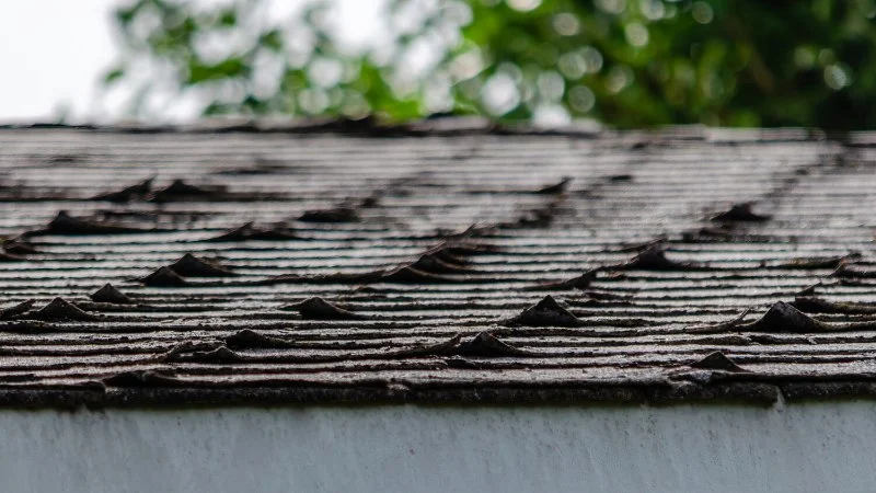 How to Spot Curling Shingles and What Causes This Common Problem