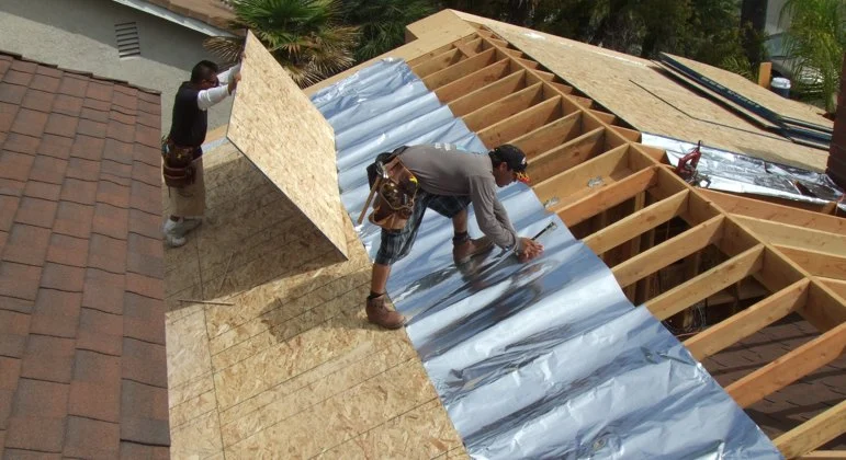 The Benefits of Installing a Radiant Barrier Under Your Roof for Energy Savings