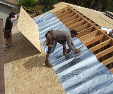 The Benefits of Installing a Radiant Barrier Under Your Roof for Energy Savings