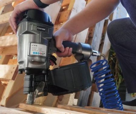 What is a Roofing Nail Gun? Why Coil Nailers are Preferred for Speed and Safety