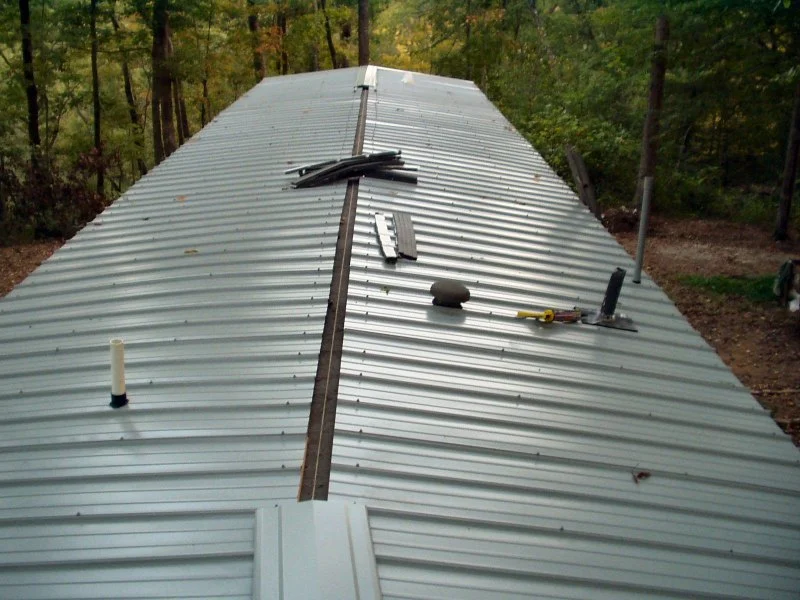 How to Repair a Leaking Roof on a Mobile Home with a Metal Roof