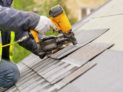 How to Choose a Roofing Contractor Who Uses Quality Materials from Reputable Brands
