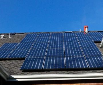 Solar Panels vs Solar Shingles: Which Is Better for Your Roof?