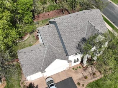 How to Choose the Right Shingle Color for Your Home