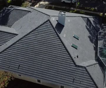 Best Roofing Materials for Hurricane-Prone Areas: Top Choices for Protection