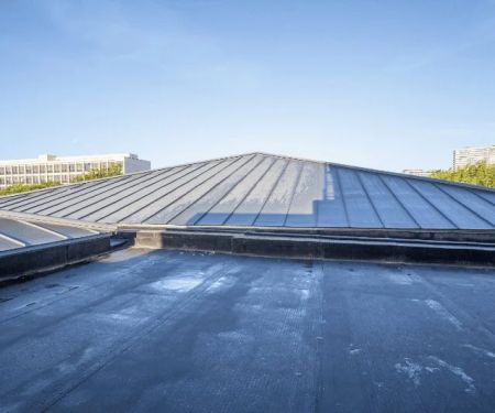 Average Cost to Replace a Flat Roof on a Commercial Building